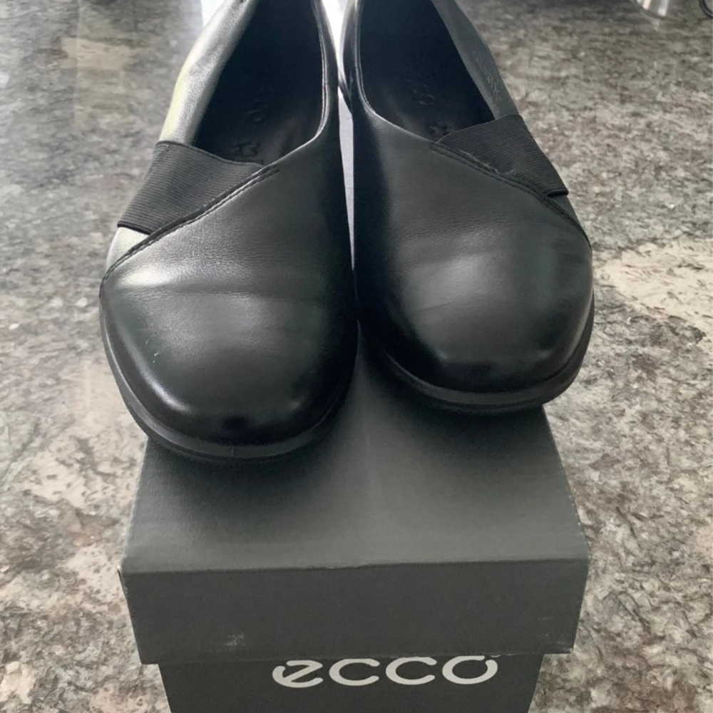 ECCO slip on shoes